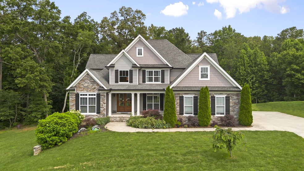 Sold $740,000 • Co-Listing Agent