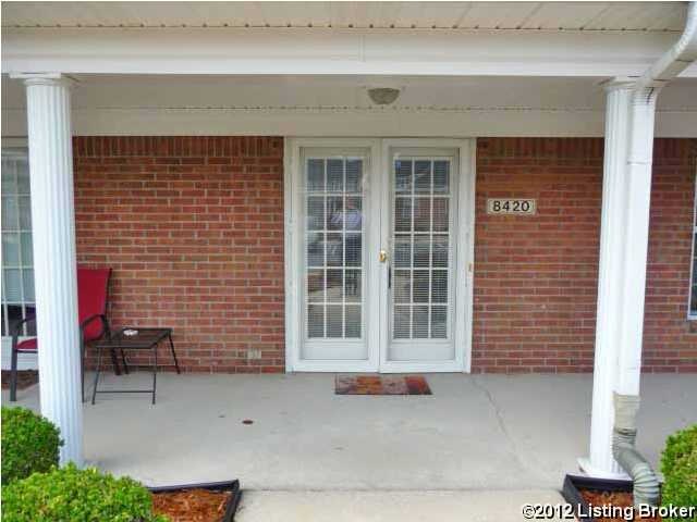 8420 Elsie Ct, Louisville, KY 40228 - photo 1