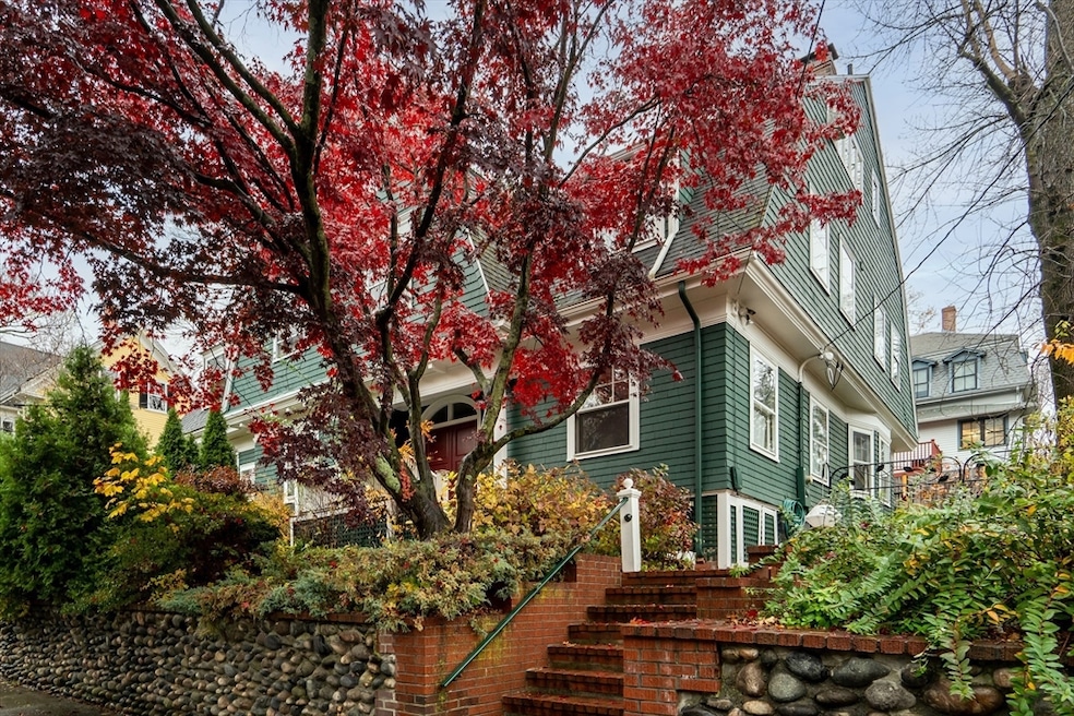 86 Avon Hill St, Cambridge, MA 02140 - photo 1