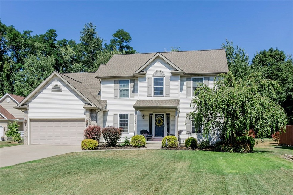 2709 Loveland Ave, Erie, PA 16506 - photo 1