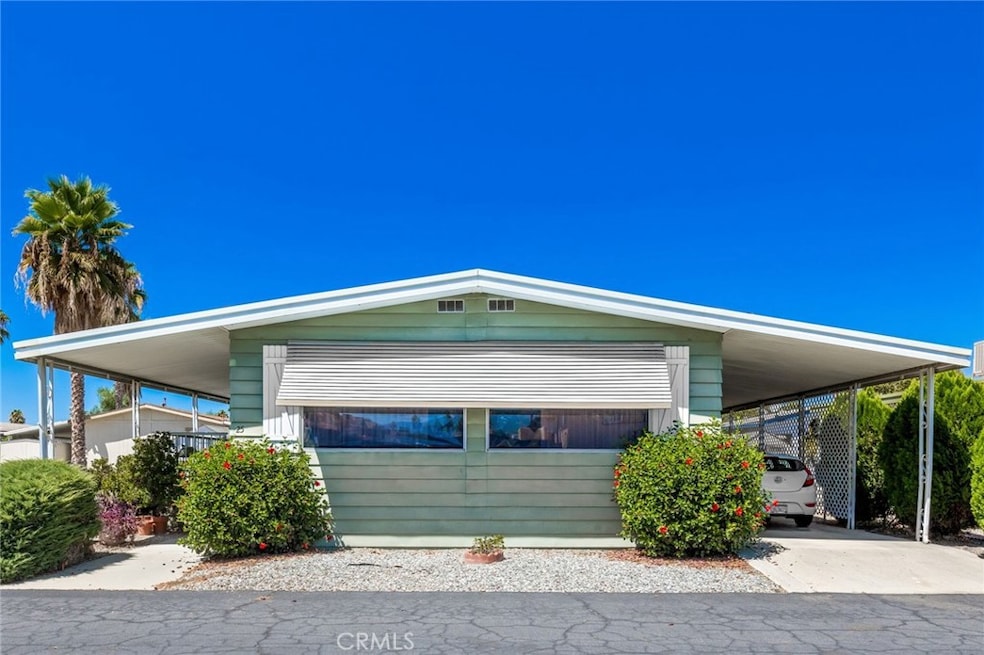 1525 W Oakland Ave unit 25, Hemet, CA 92543 - photo 1