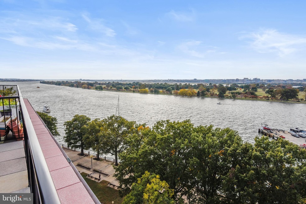 520 N St SW unit S130, Washington, DC 20024 - photo 1