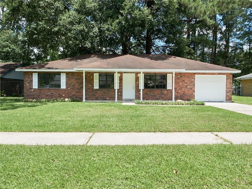 Front Center Exterior