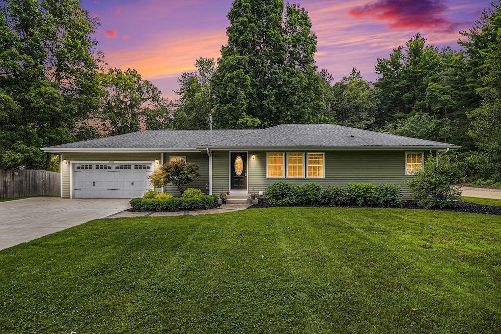 2811 Vanderbilt Ave, Portage, MI 49024 - photo 1