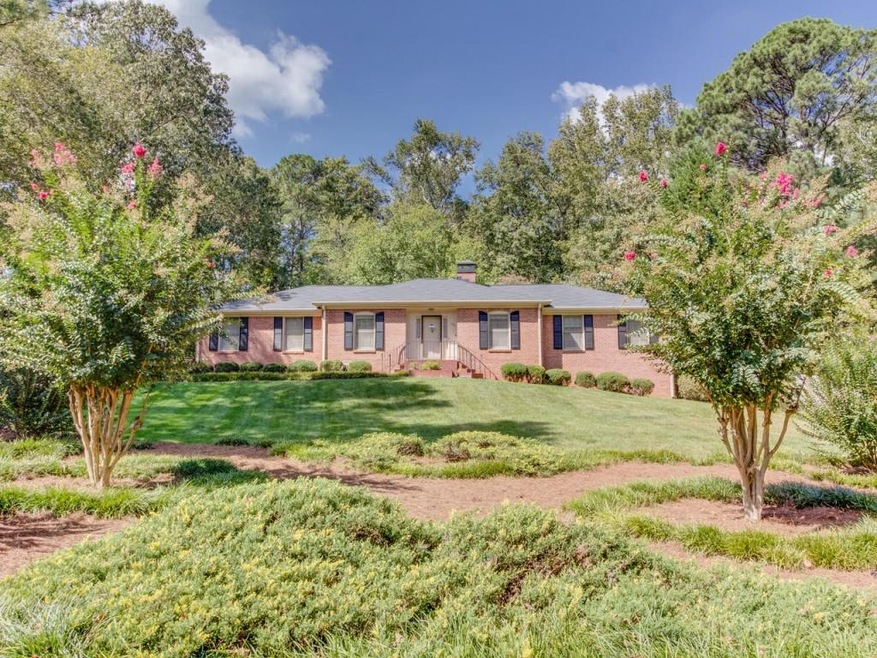 743 Lions Trail, Stone Mountain, GA 30087 - photo 1