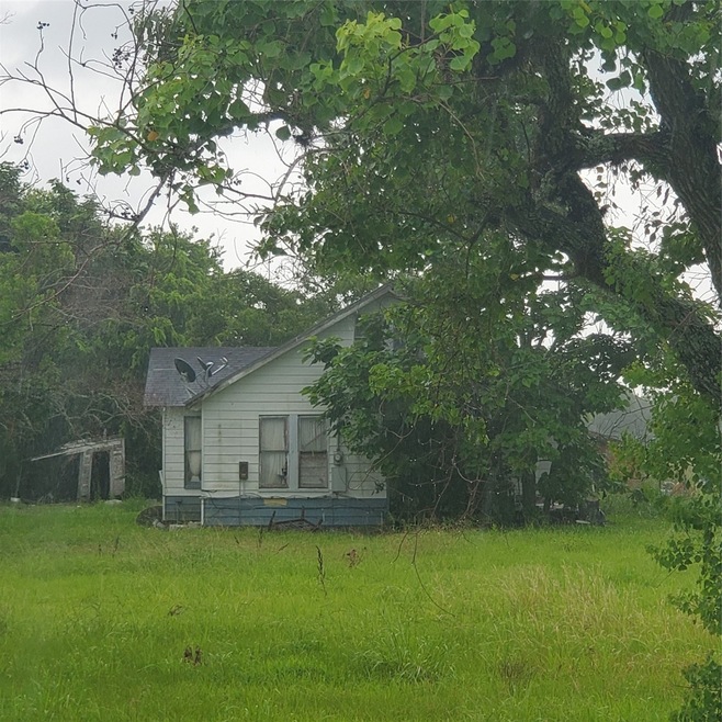 15311 Fm 1236 Rd, Needville, TX 77461 - photo 1