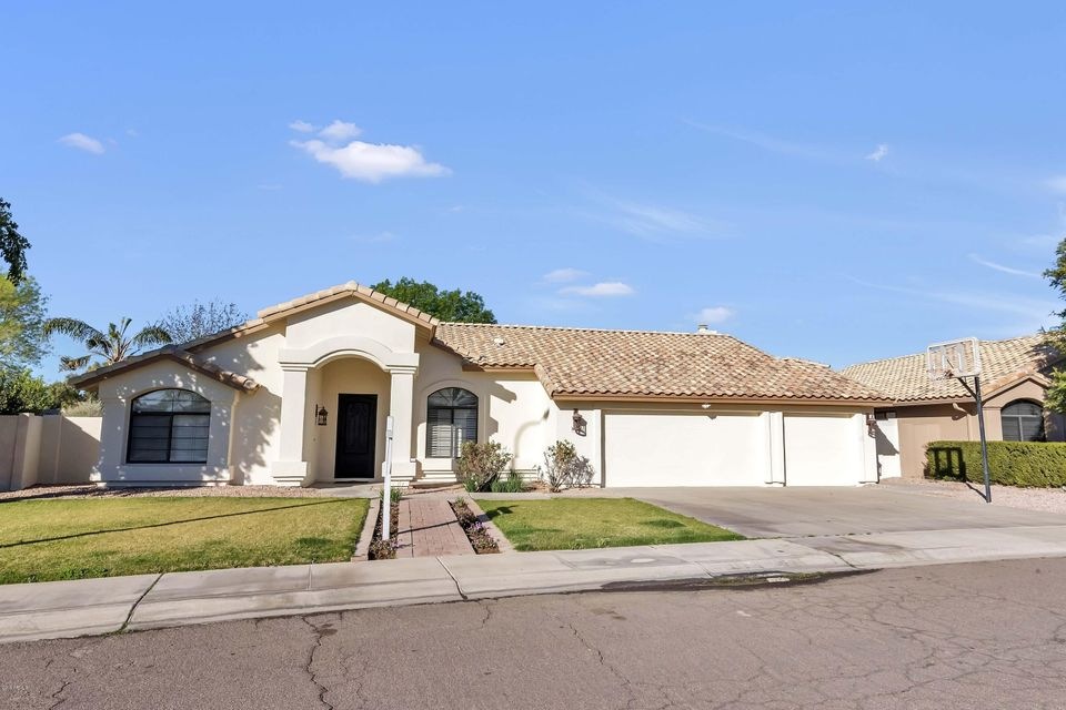 1350 N Los Feliz Dr Chandler-MLS_Size-00