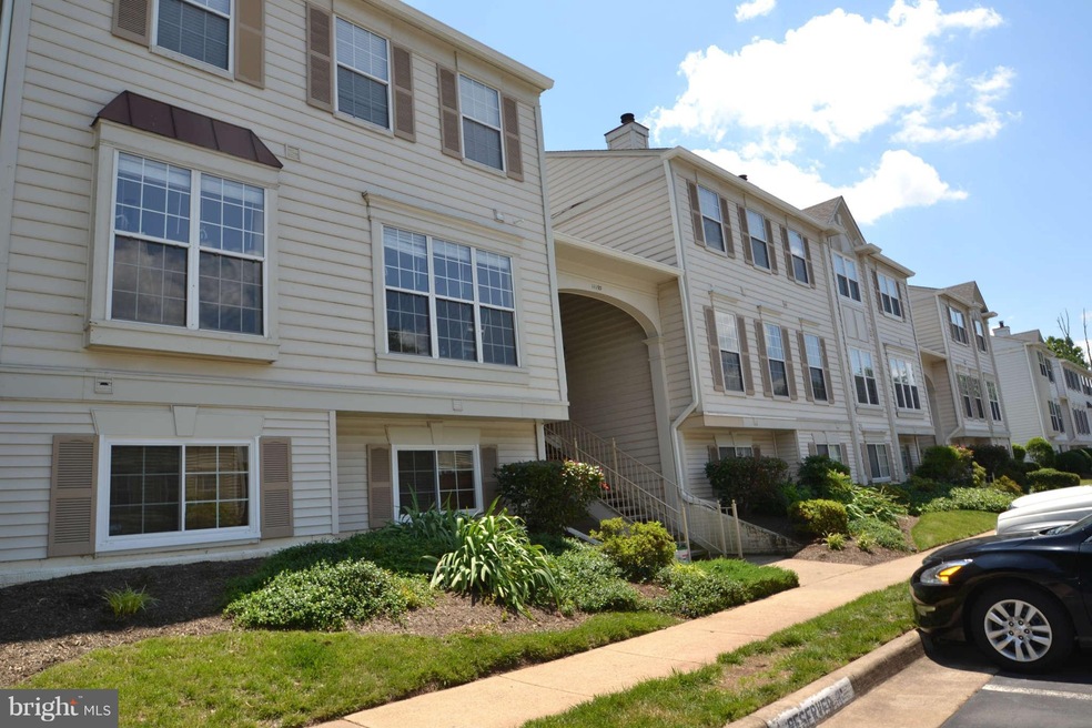 11193 Rienzi Place unit 204, Manassas, VA 20109 - photo 1