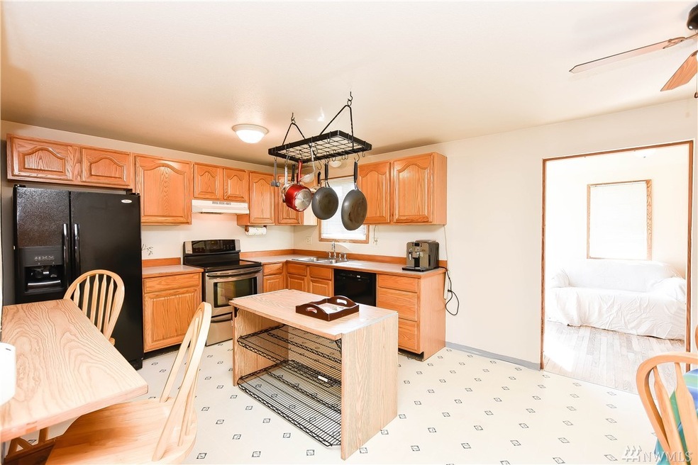 24052 13th Place S, Des Moines, WA 98198 - photo 1