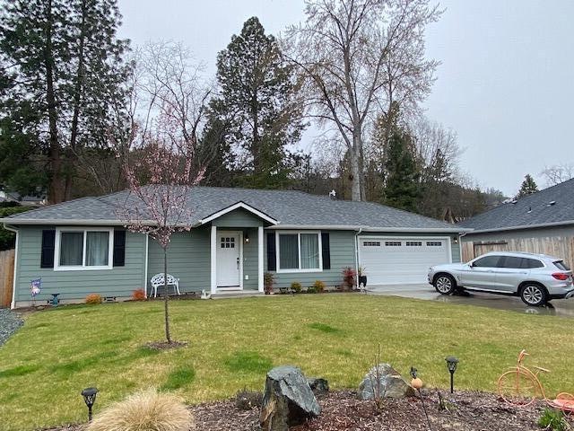 1768 Daffodil Ln, Grants Pass, OR 97526 - photo 1