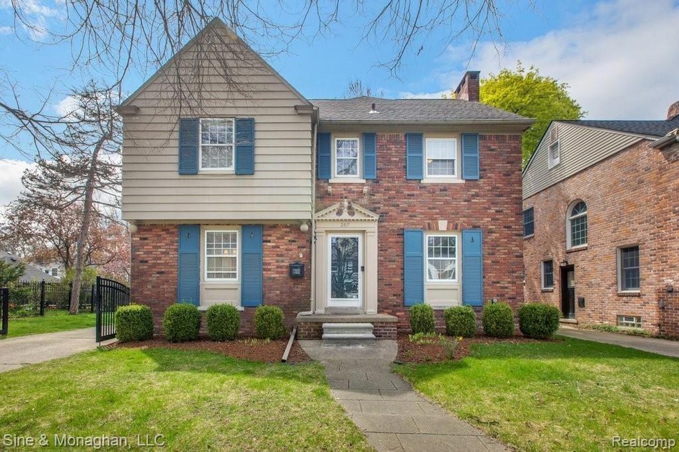 267 Mcmillan Rd, Grosse Pointe Farms, MI 48236 - photo 1