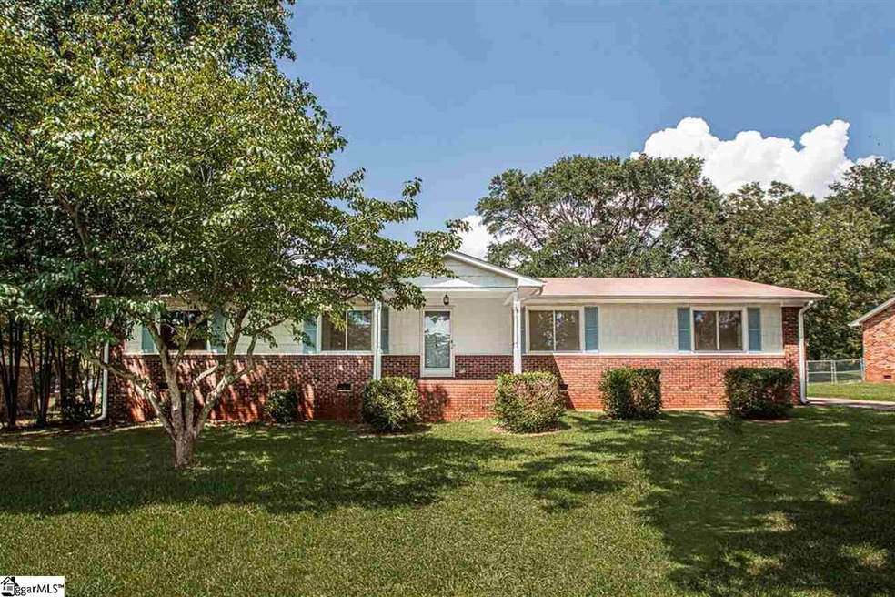 8 Birch St, Inman, SC 29349 - photo 1