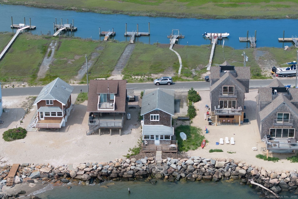 Sold $700,000 • Co-Listing Agent