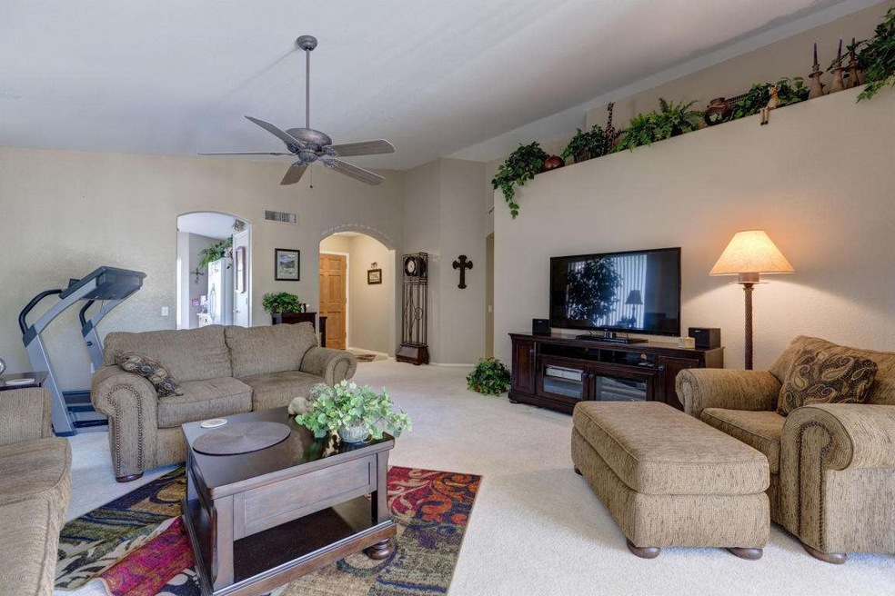 004_Family Room III