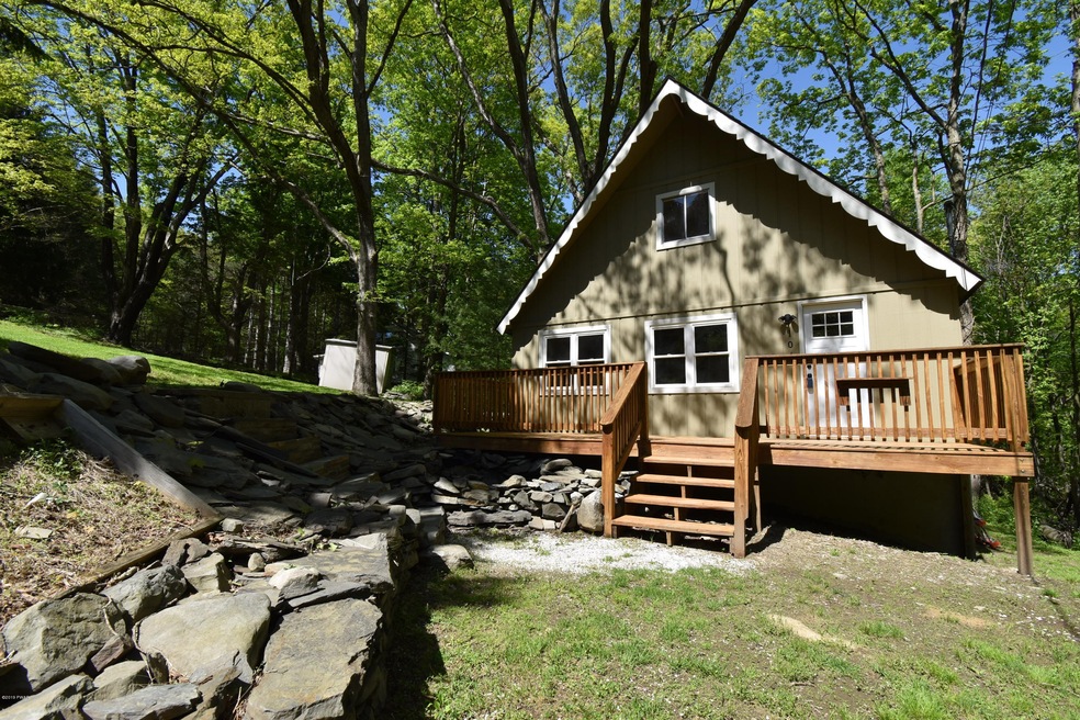 104 Homestead Dr, Dingmans Ferry, PA 18328 - photo 1