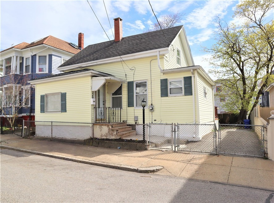 130 Boutwell St, Pawtucket, RI 02860 - photo 1