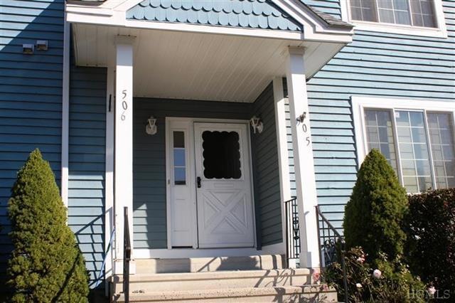 505 Bentley Ct unit 50505, Brewster, NY 10509 - photo 1
