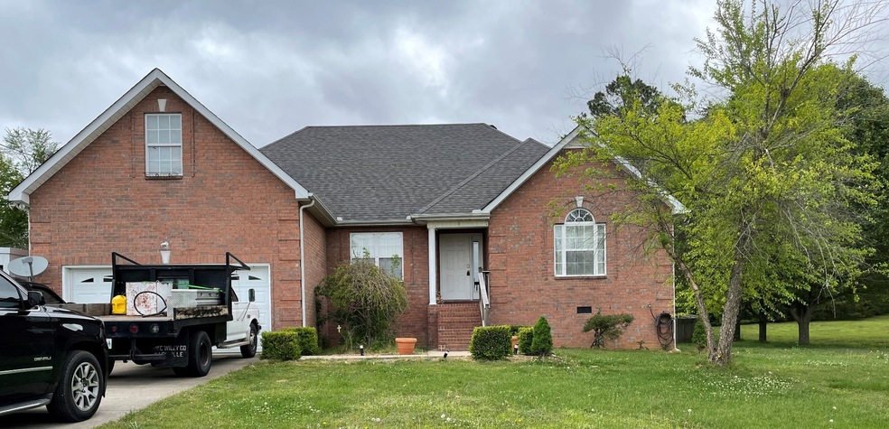 106 Brooklyn Cir, Shelbyville, TN 37160 - photo 1