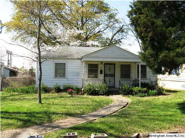 3 bedroom, 2 bath home in East Lake!