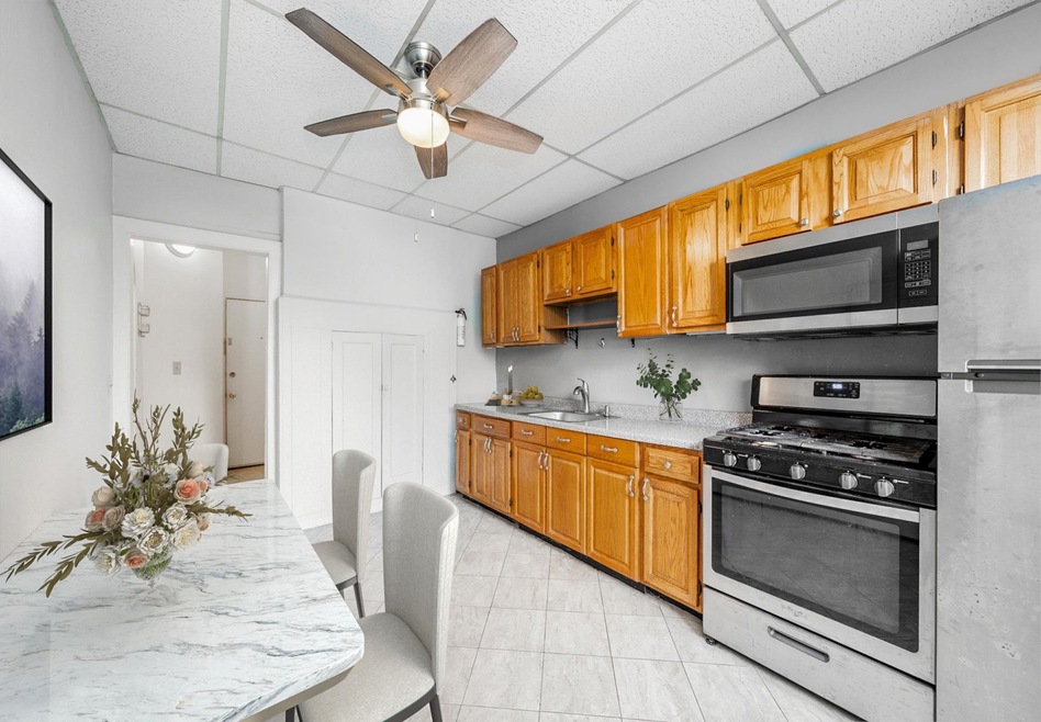 48 47th St unit 1, Weehawken, NJ 07086 - photo 1