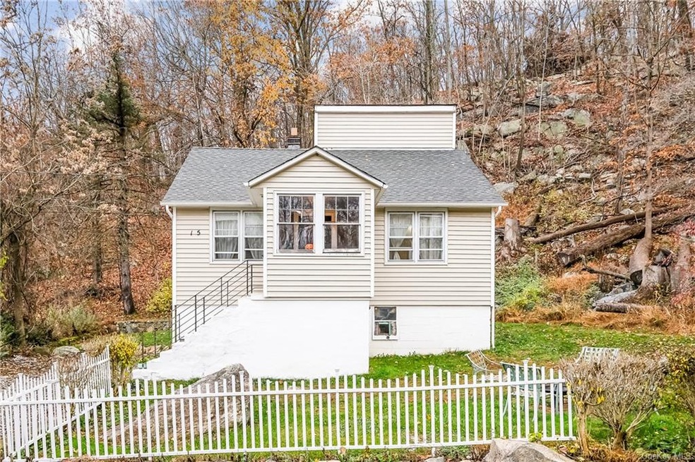 15 Reichert St, Lake Peekskill, NY 10537 - photo 1