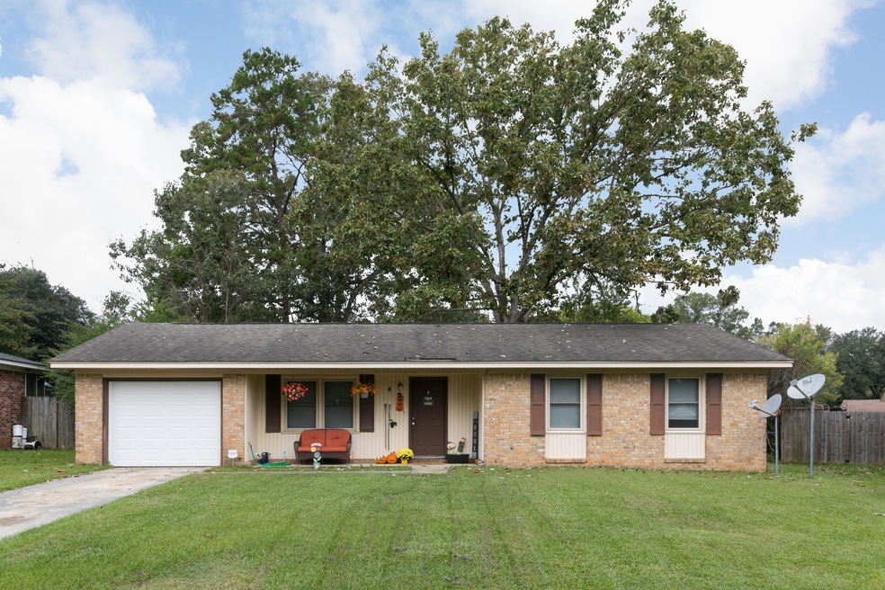 4 Grover Lane