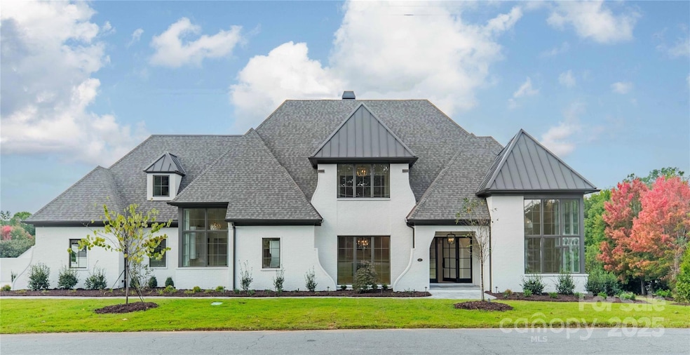 Sold $2,676,136 • Co-Listing Agent