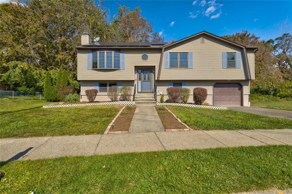 19 Cove Brook Rd, West Haven, CT 06516 - photo 1