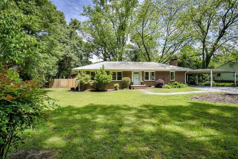 Adorable brick ranch in great location