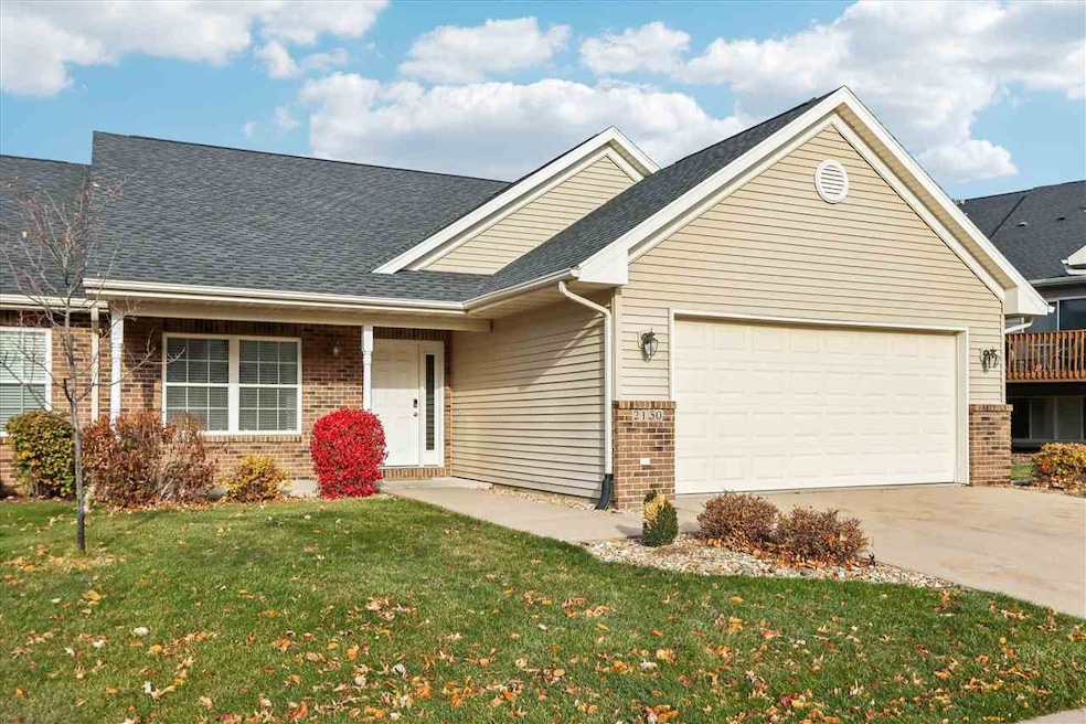 2130 Terra Ln, Coralville, IA 52241 - photo 1