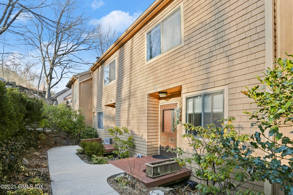 45 Ettl Ln unit 503, Greenwich, CT 06831 - photo 1