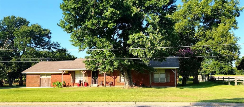 1543 Burns City Rd, Gainesville, TX 76240 - photo 1