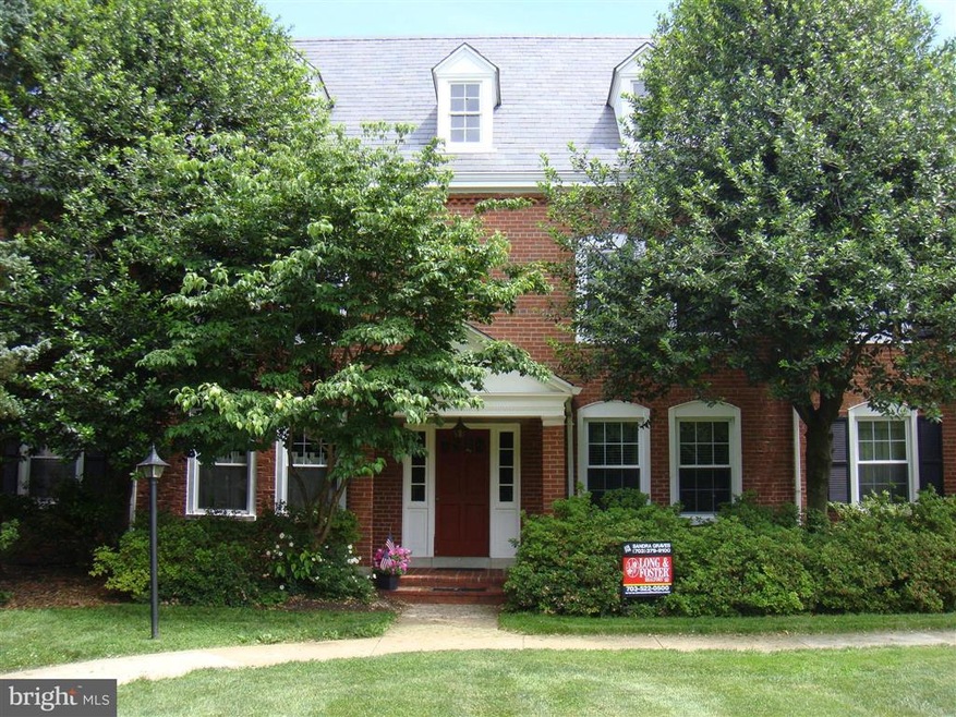 4123 36th St S unit B2, Arlington, VA 22206 - photo 1