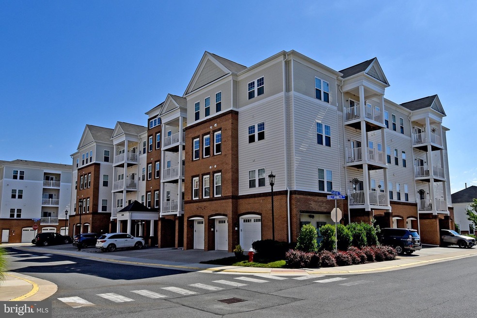 24636 Woolly Mammoth Terrace unit 205, Aldie, VA 20105 - photo 1