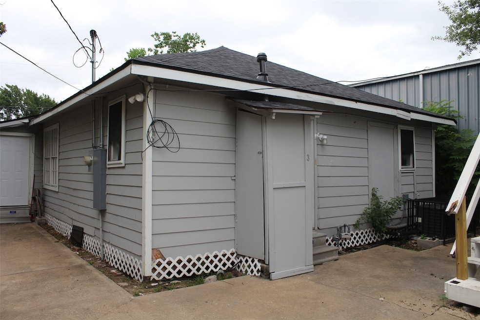 For Rent $1,200/month • Co-Listing Agent