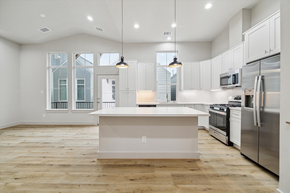 For Rent $2,300/month