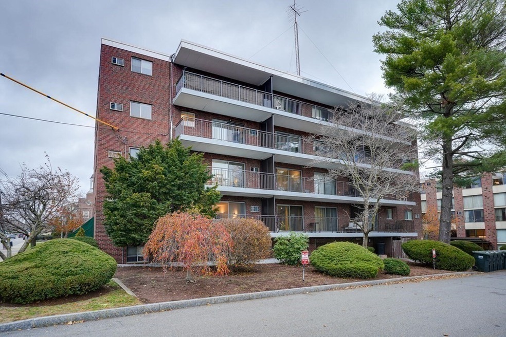 995 Massachusetts Ave unit 401, Arlington, MA 02476 - photo 1