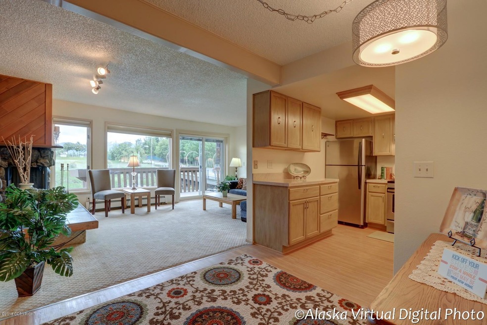 Bridgeway entry to living and kitchen