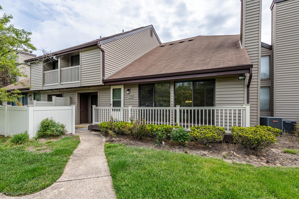 118 Cotsworld Circle-27