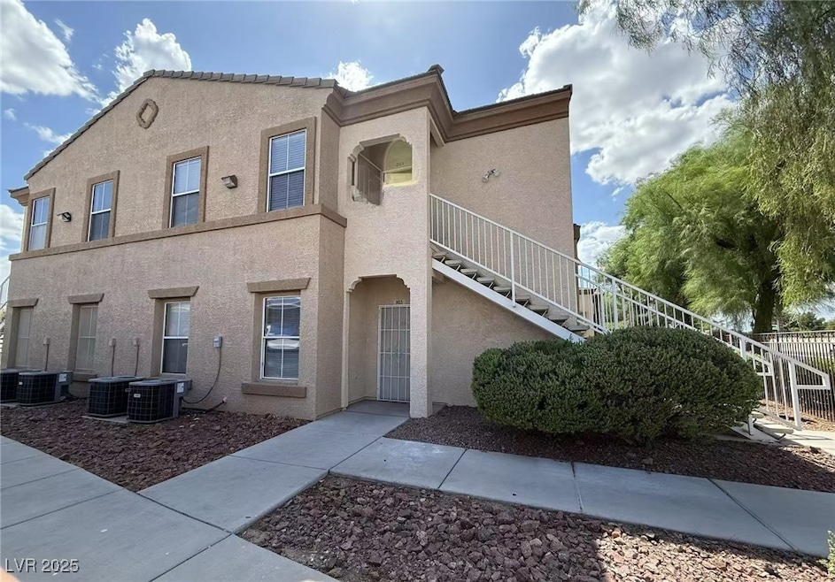 3400 Cabana Dr unit 1103, Las Vegas, NV 89122 - photo 1