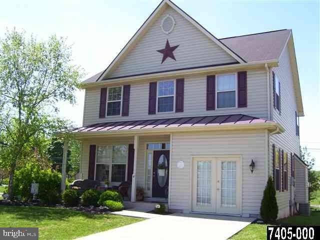 4 Dinwiddie Tract unit 8, Gettysburg, PA 17325 - photo 1