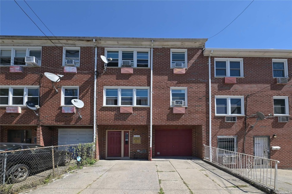 45-87 160th St, Flushing, NY 11358 - photo 1