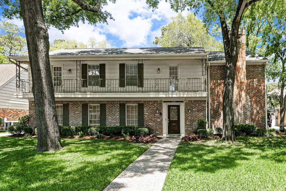 13902 Pebblebrook Dr, Houston, TX 77079 - photo 1