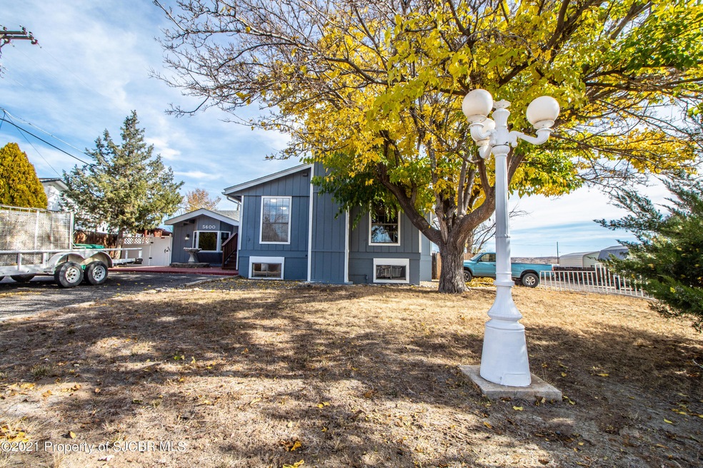 5600 Arroyo Dr, Farmington, NM 87402 - photo 1