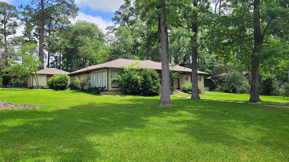 Huge corner lot- over 1/3 of an acre here