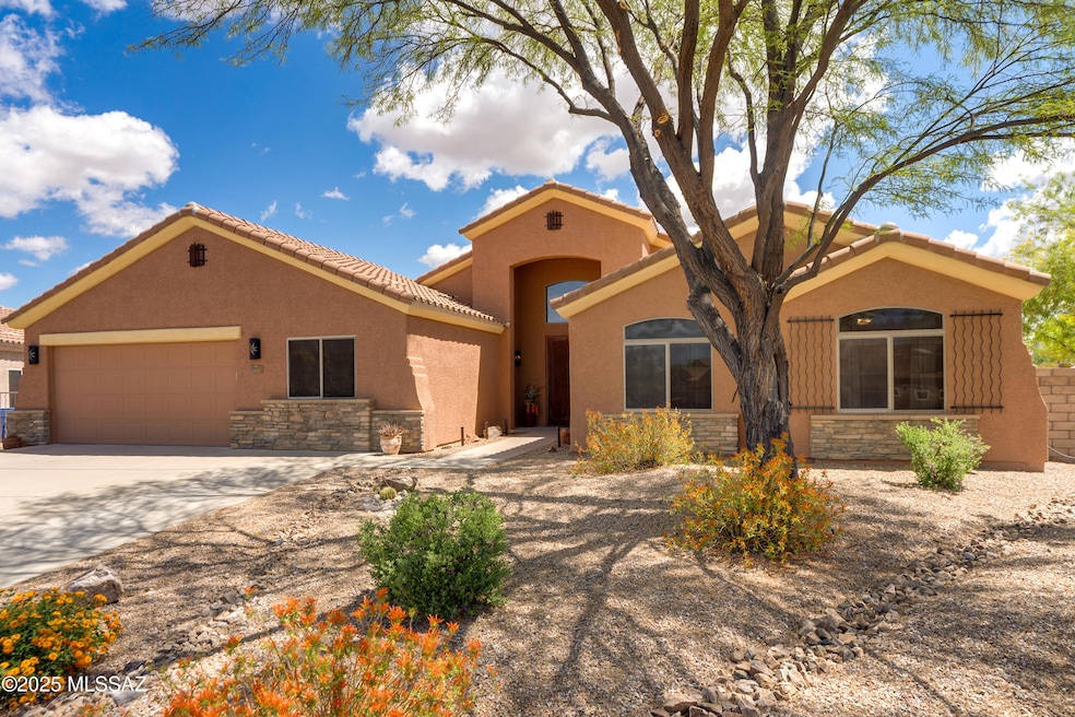 Fairway Bluff Ct-3