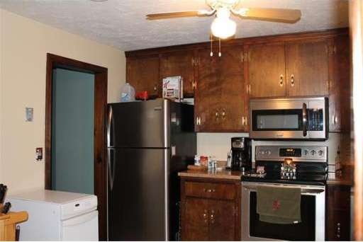 250 SE Main St, Douglas, MA 01516 - photo 1