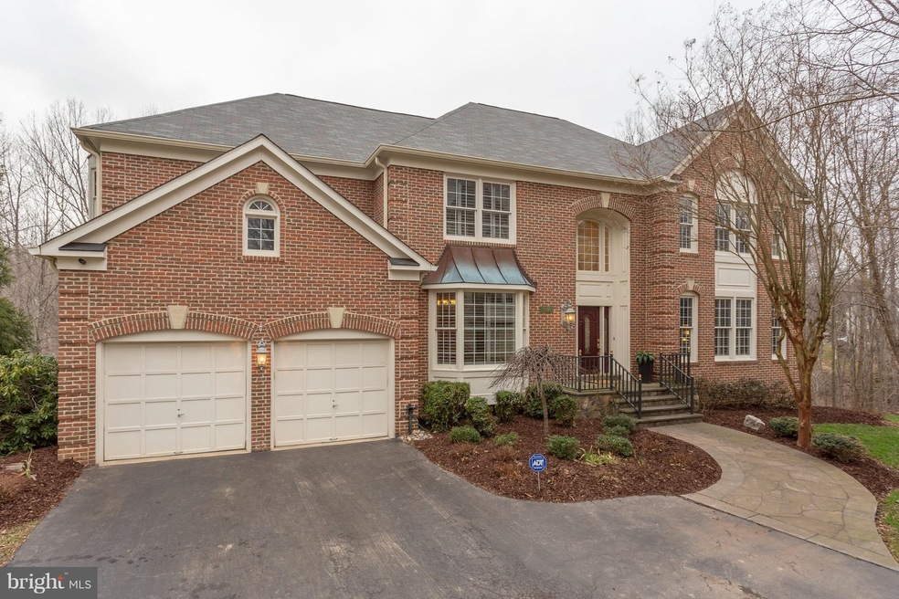 8277 Armetale Ln, Fairfax Station, VA 22039 - photo 1
