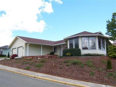 1521 NW Thompson Way, Grants Pass, OR 97526 - photo 1