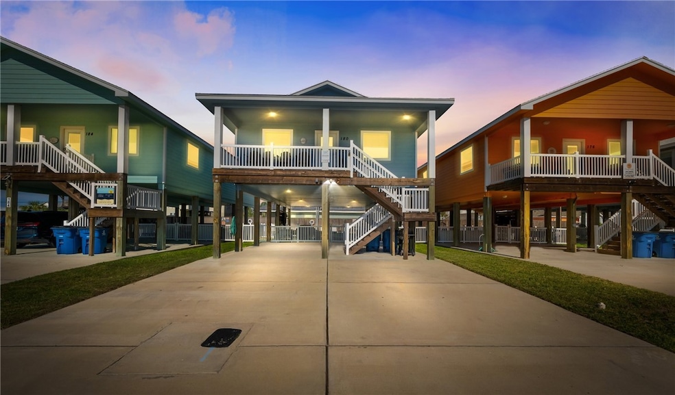 For Sale $789,900 • Co-Listing Agent